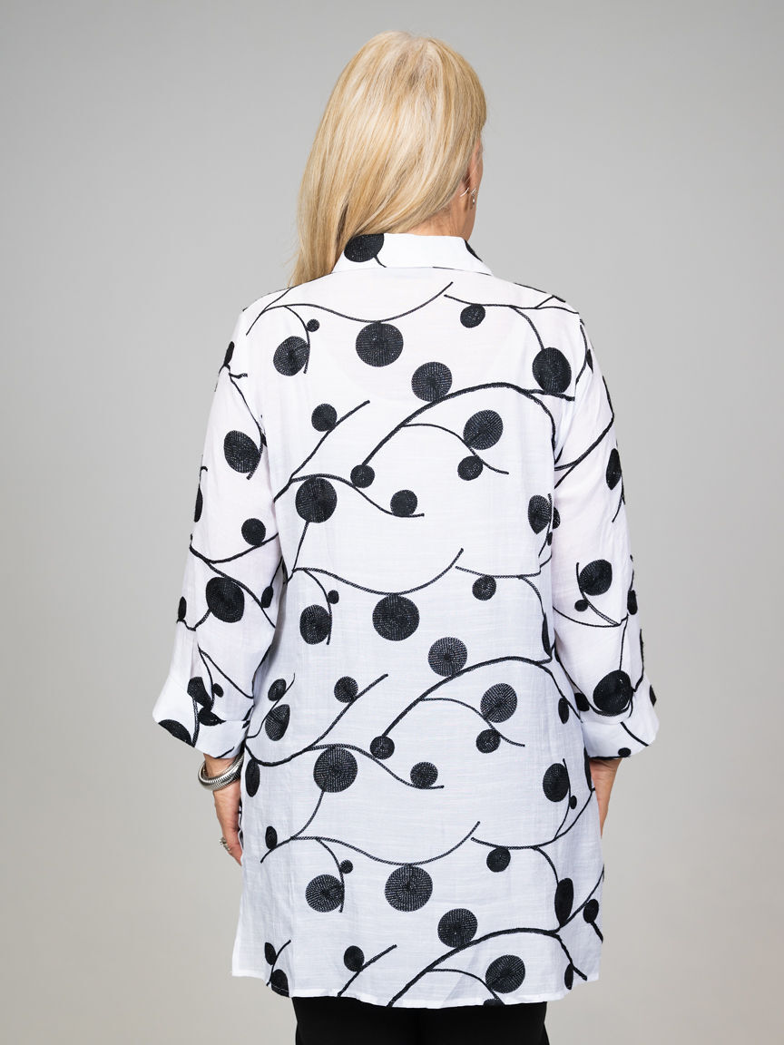 3/4 Sleeve Embroidered Blouse