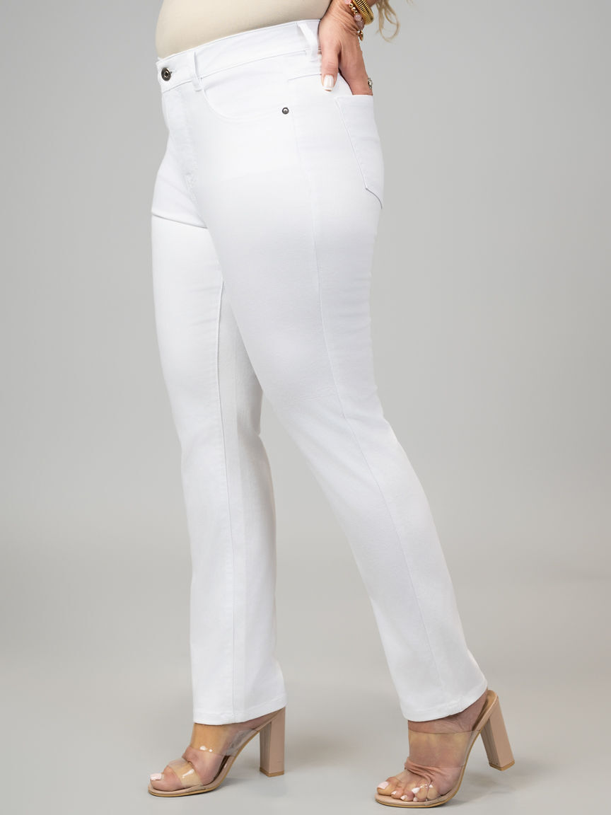 Sophia Curvy Straight Hugging Jeans