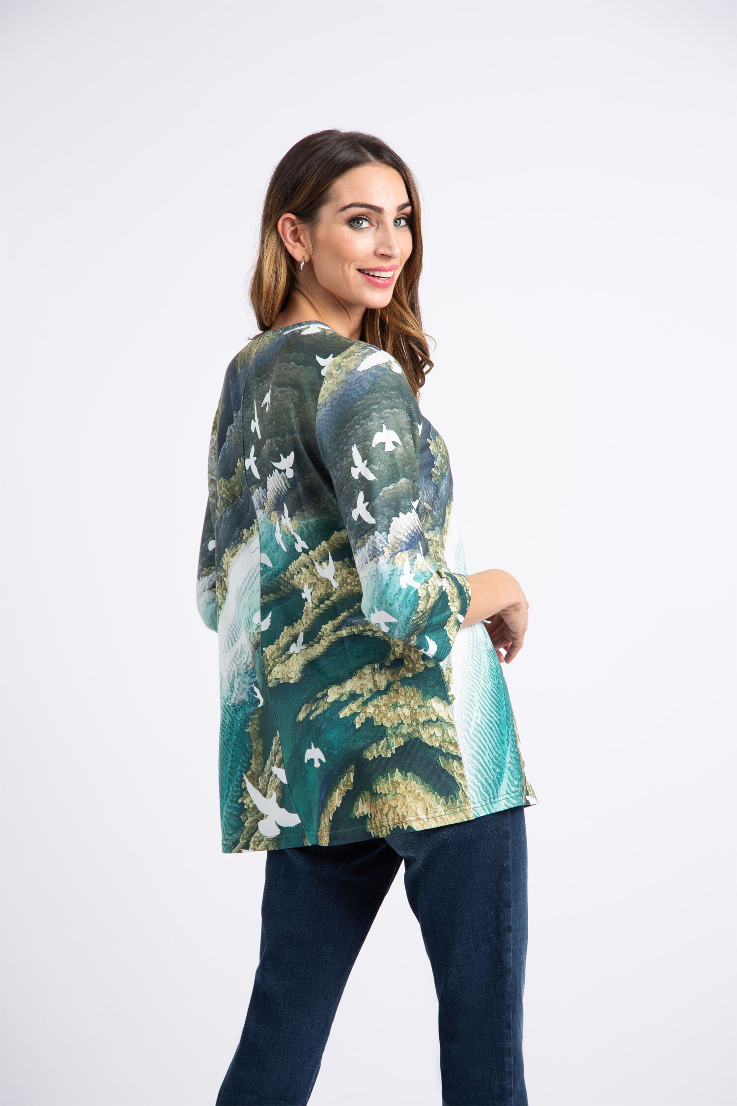 &frac34; Sleeve White Doves Top  Image 3