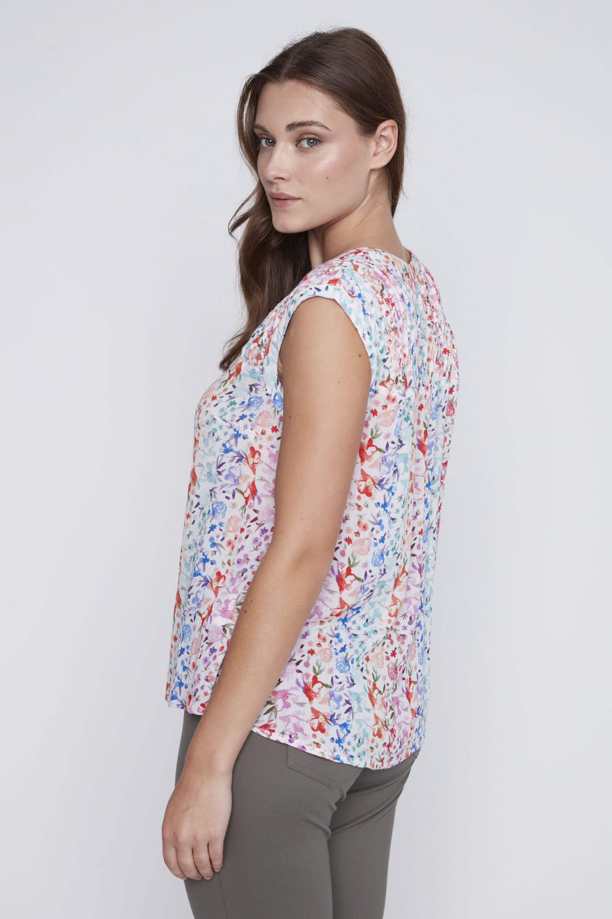 Notched Neck Floral Blouse Image 2