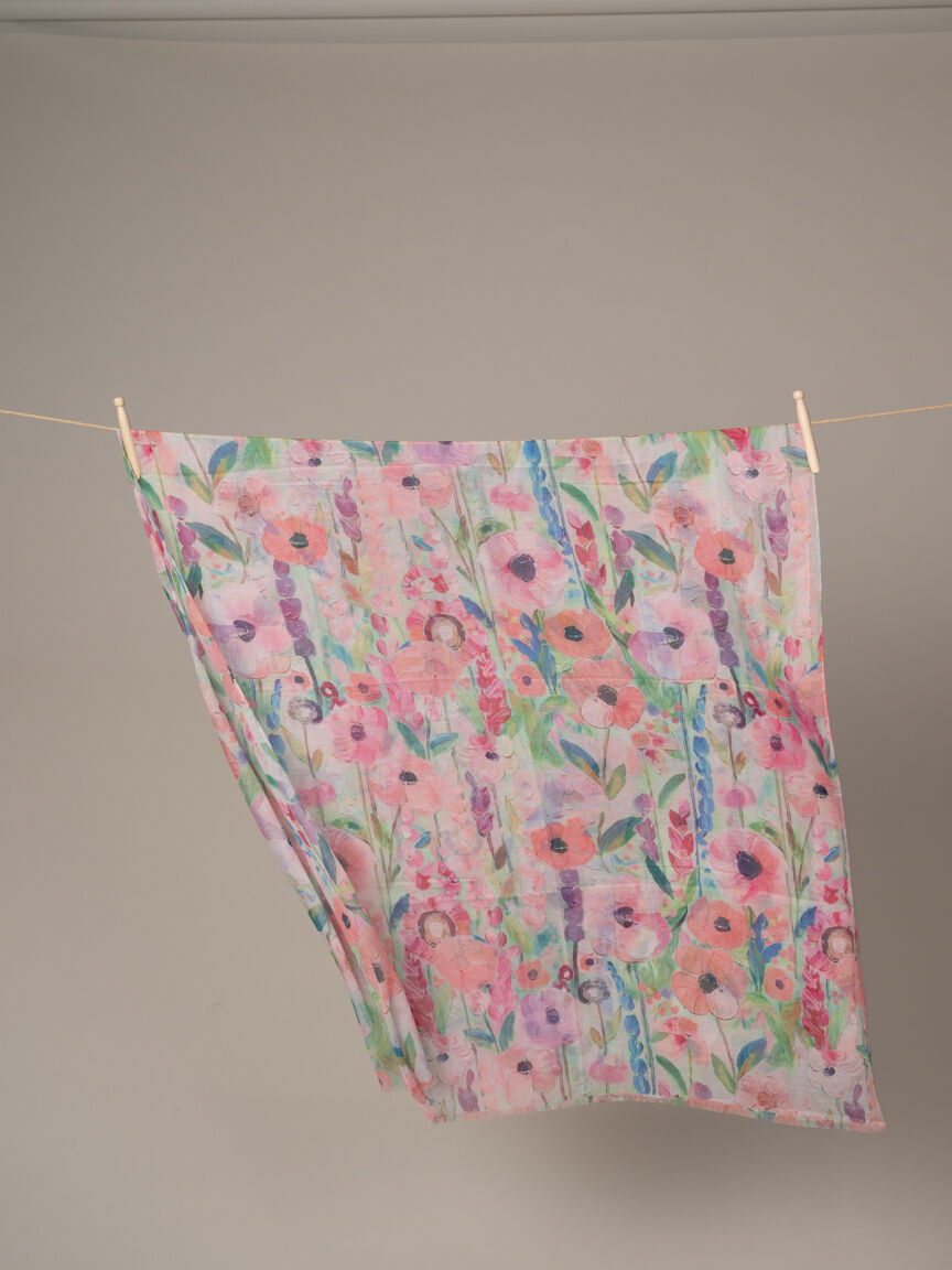 Lightweight Floral Scarf With Fringe