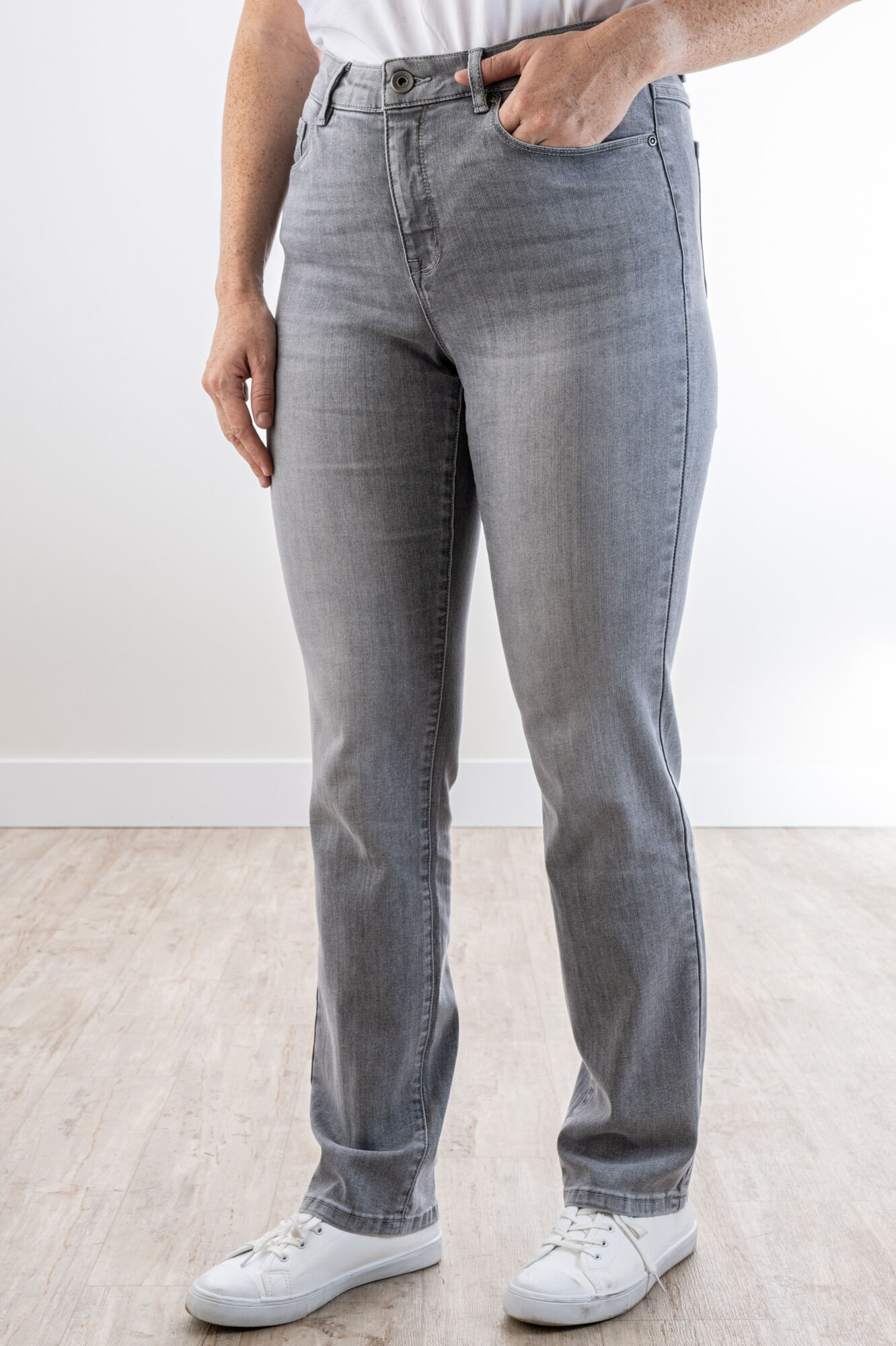Mid-Rise Straight Denim Image 5