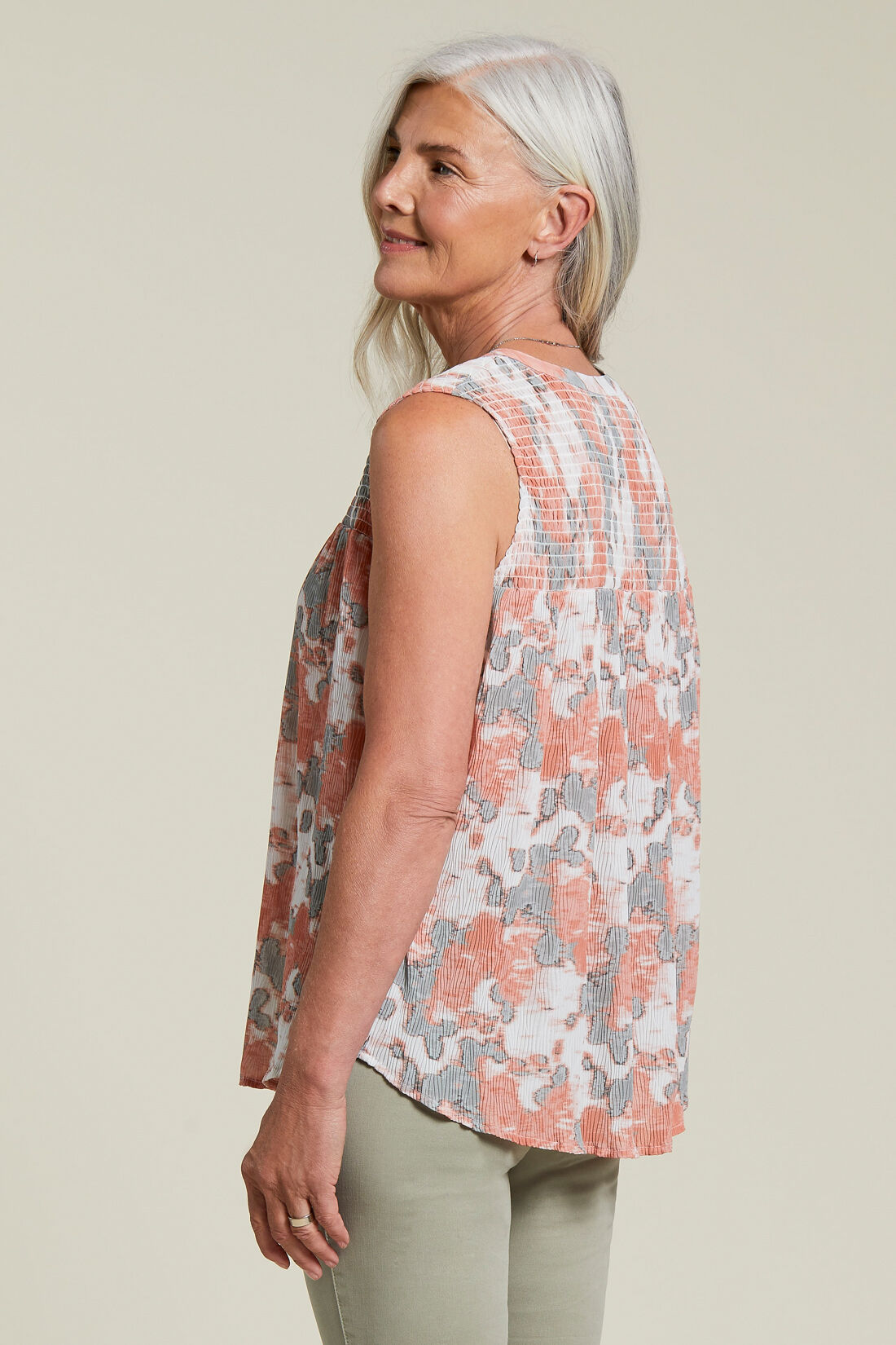 Flocked Sleeveless Blouse Image 2