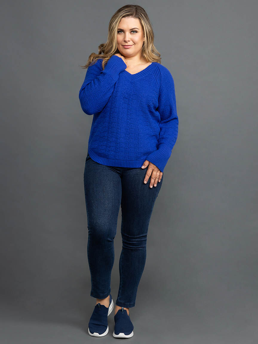 Long Sleeve V-Neck Crosshatch Knit Sweater Image 1