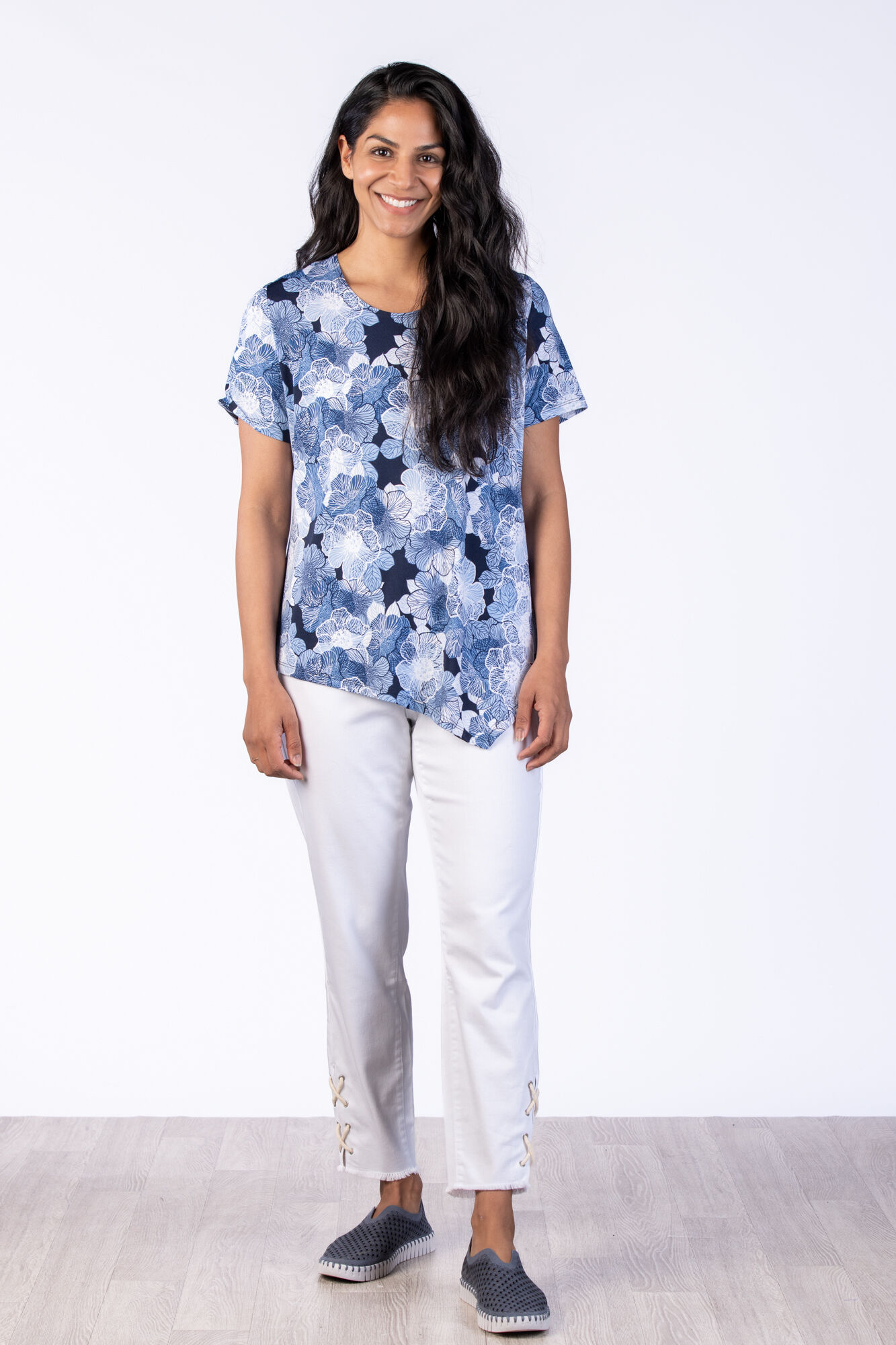 Asymmetrical Hem Shirt Image 3