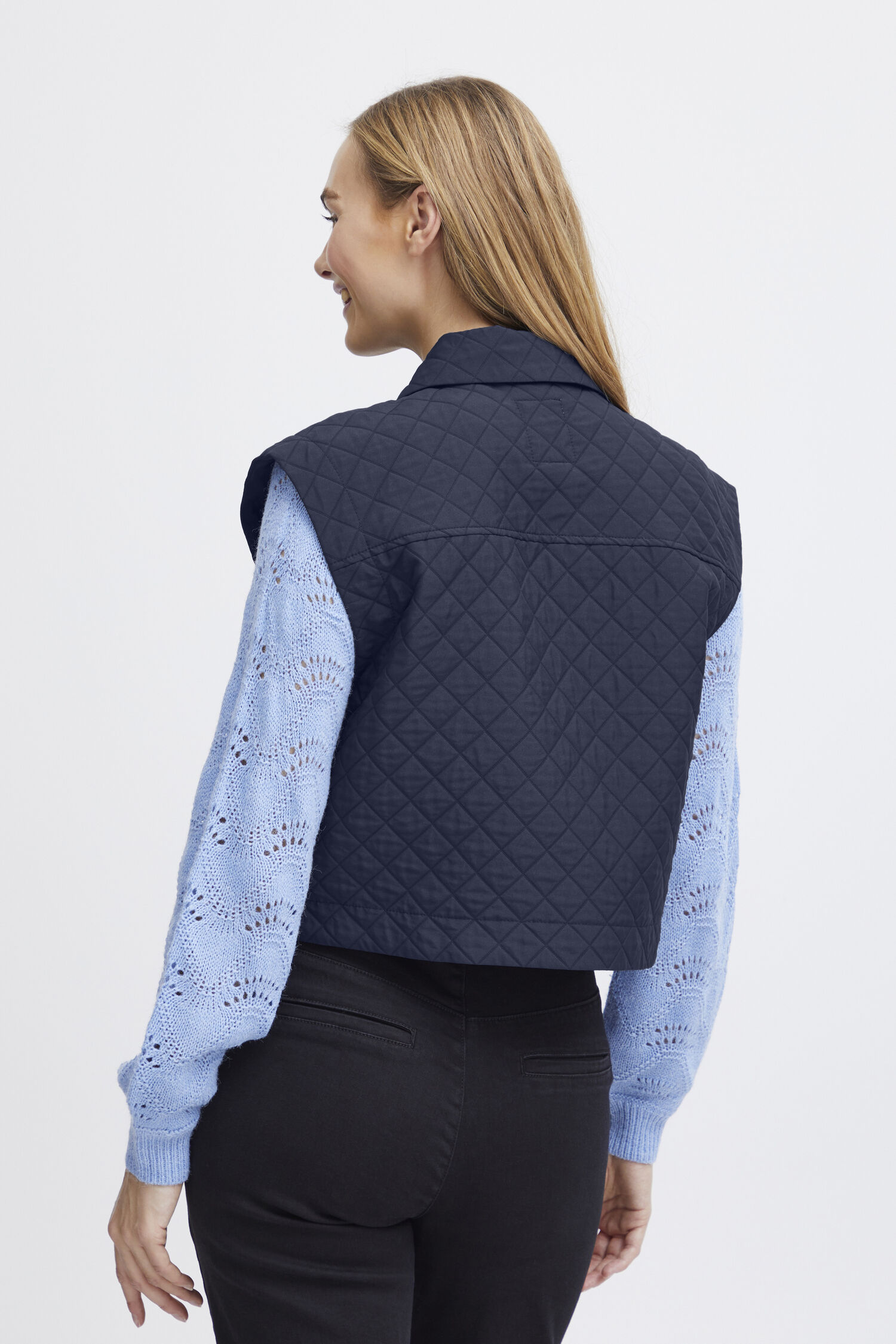 Quilted Snap Vest Image 3
