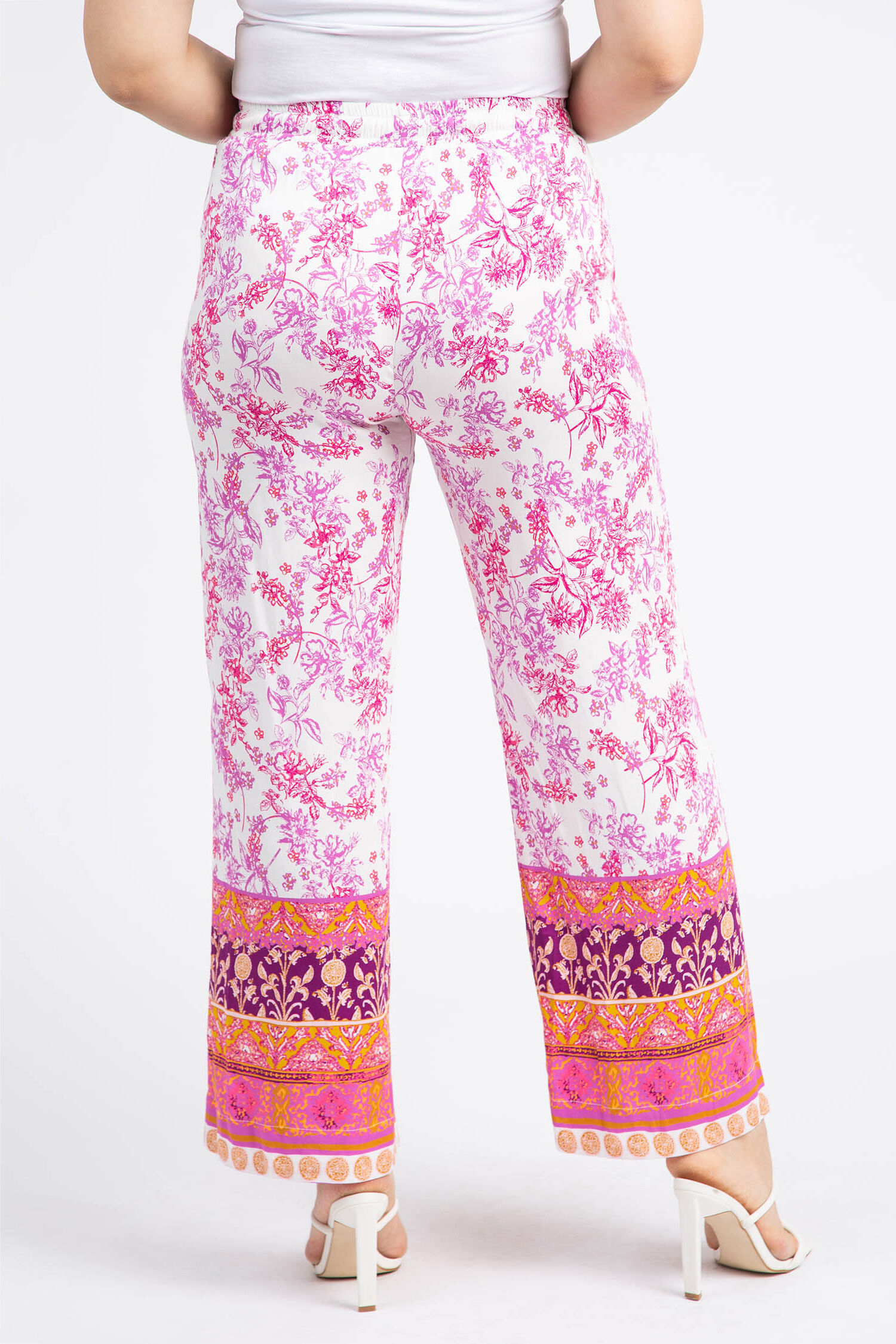 Printed Pull-On Ankle Pant Image 3