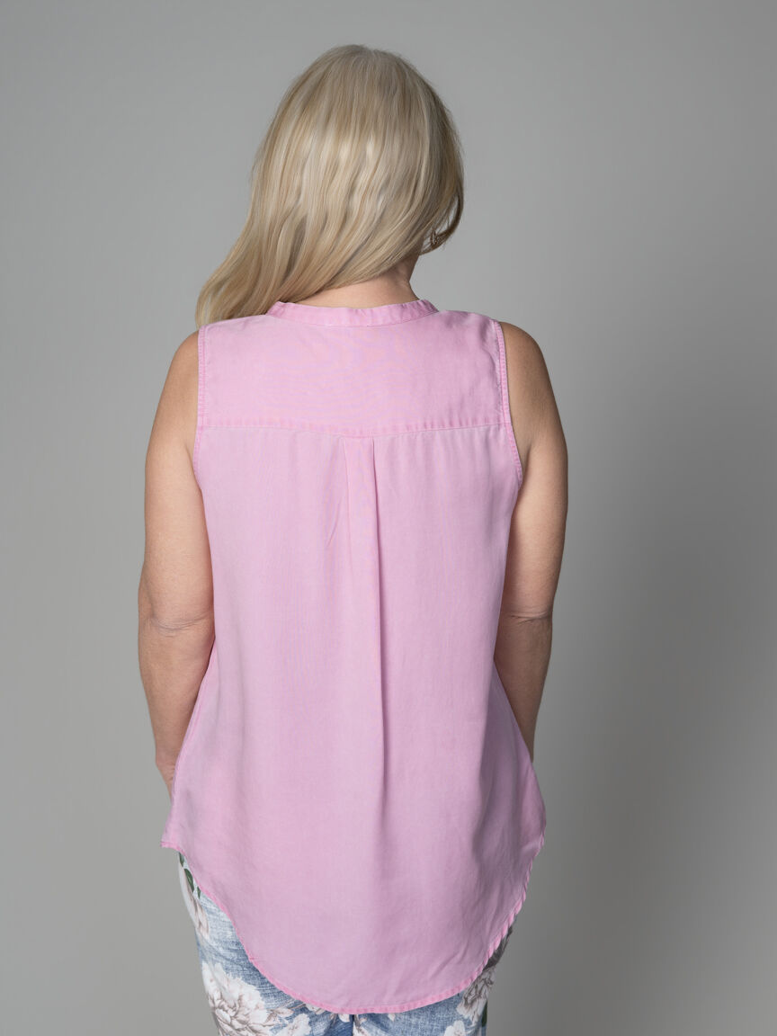 Sleeveless Top With Buttons