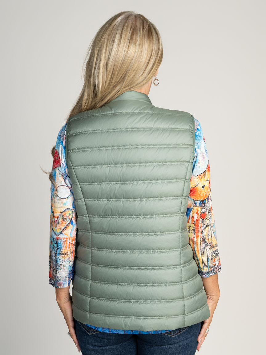 Lightweight Quilted Vest Image 5