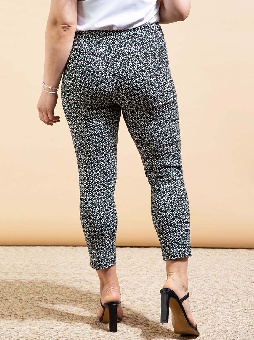 Mediterranean Print Pull-On Ankle Pant Image 3