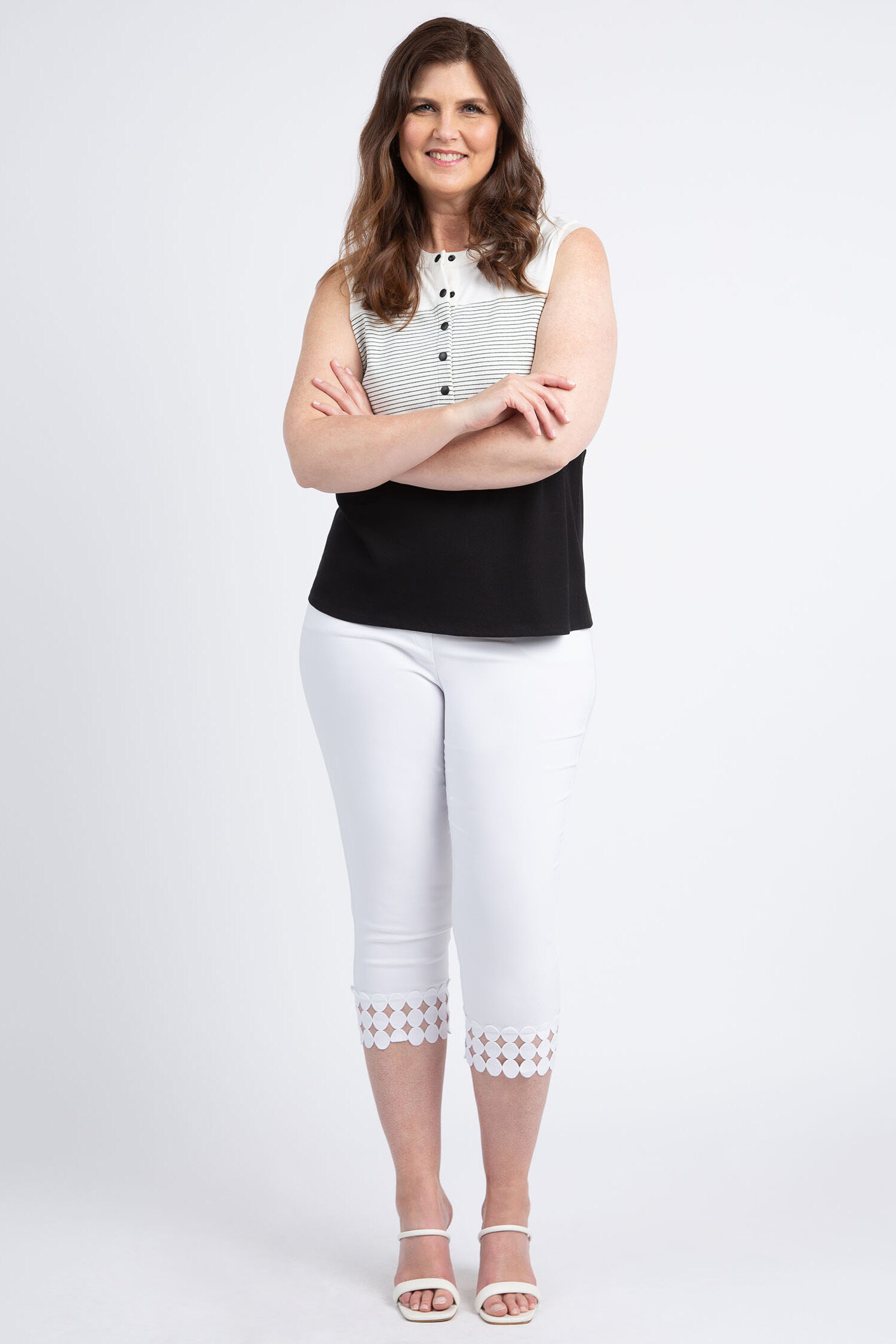 Sleeveless Color Block Henley Top Image 3