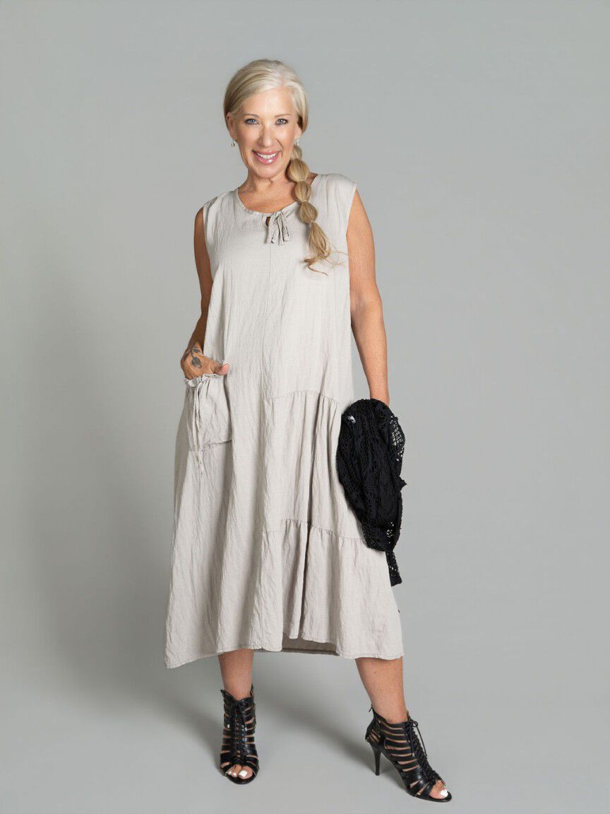 Sleeveless Midi Dress With Pocket Image 2