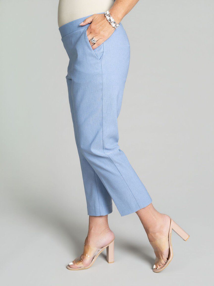 Pull-On Capri Pants Image 2