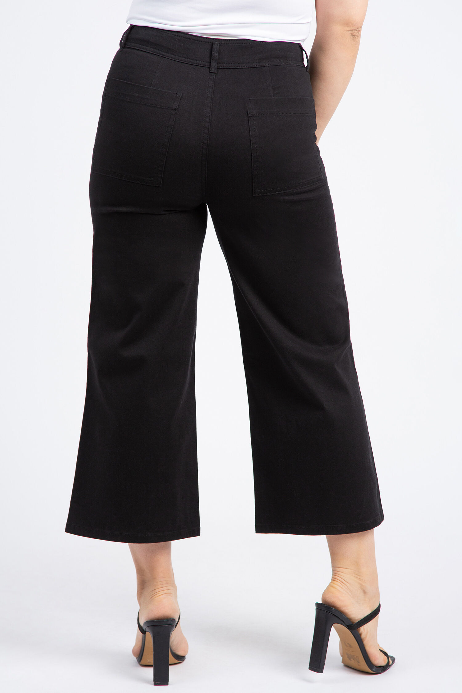 Wide Leg Denim Cropped Pant Image 3