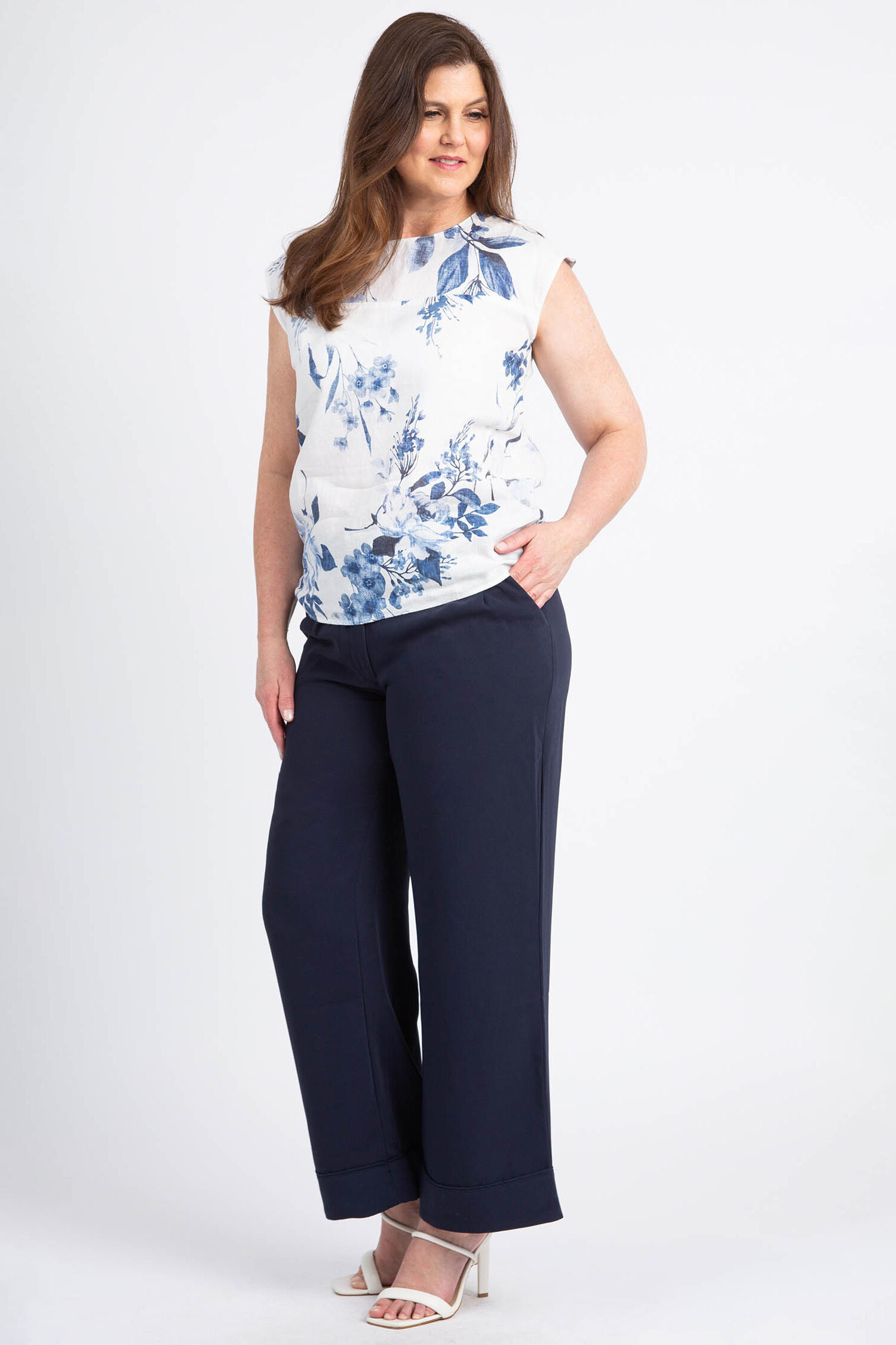 Sleeveless Linen Blouse Image 2