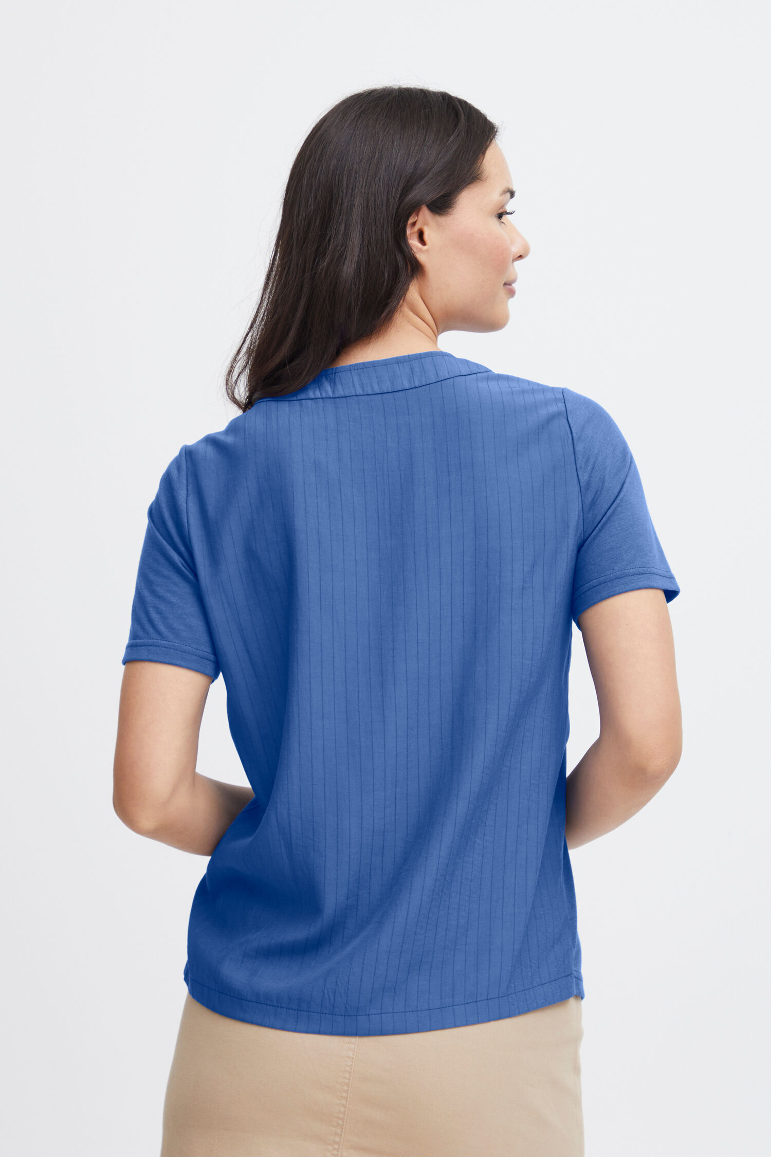 Zola T-Shirt Image 3