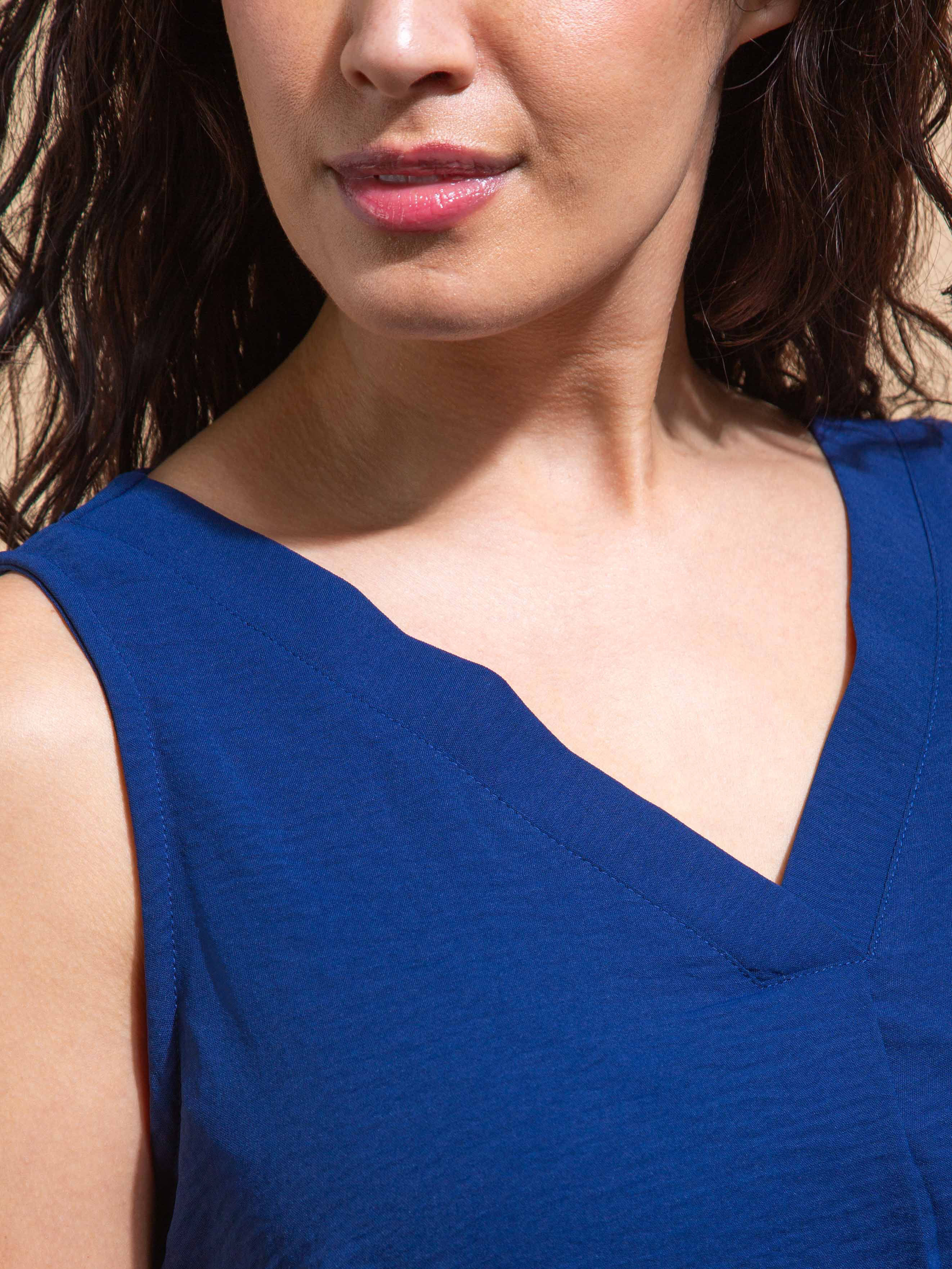 Sleeveless V-Neck Top Image 5