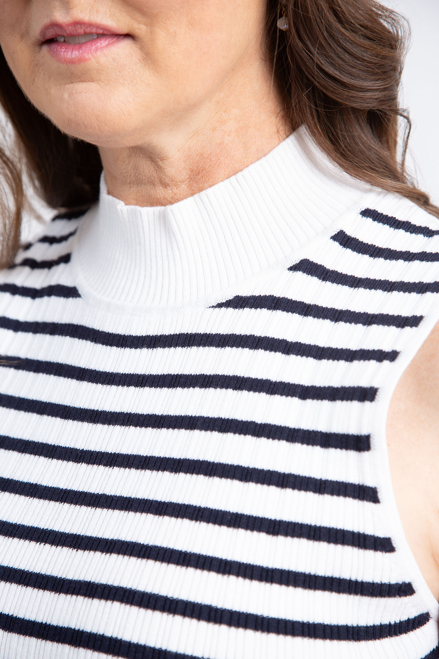 Striped Sleeveless Mock Neck Sweater Image 5