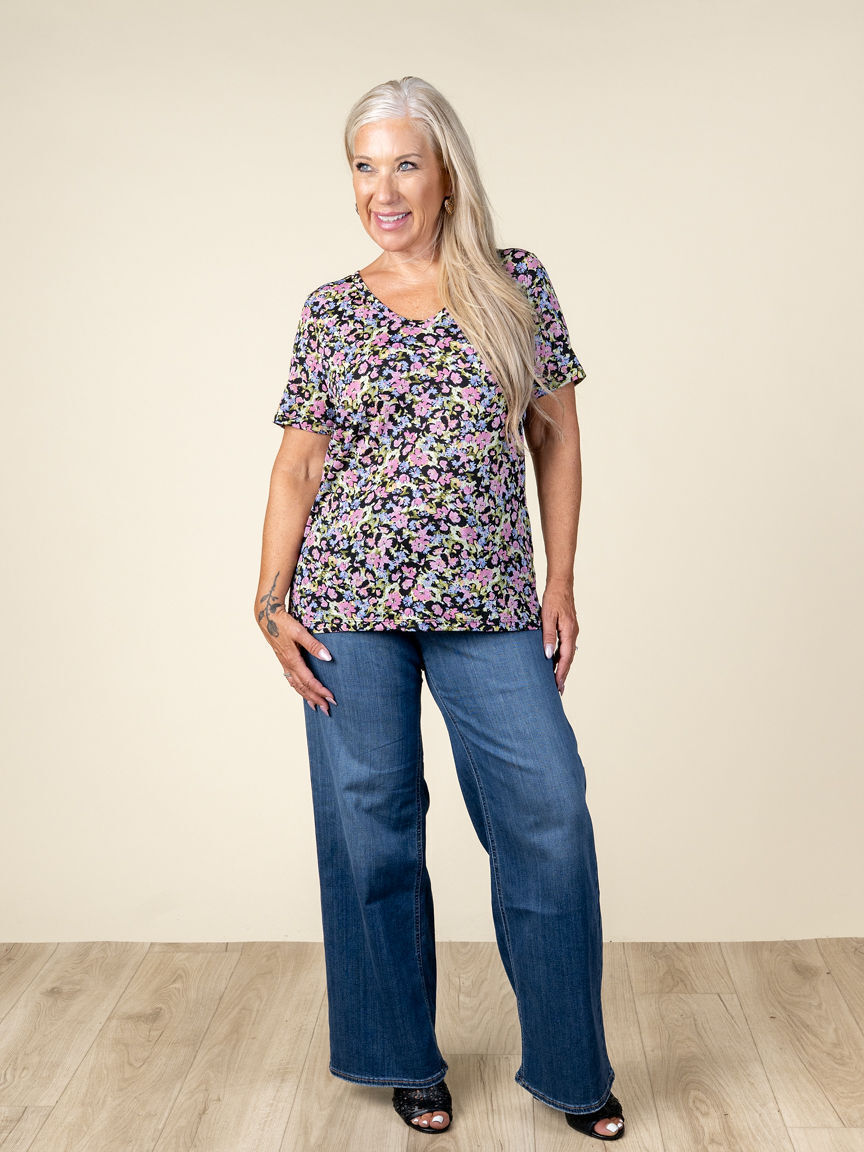 Short Sleeve V-Neck Crinkle Top