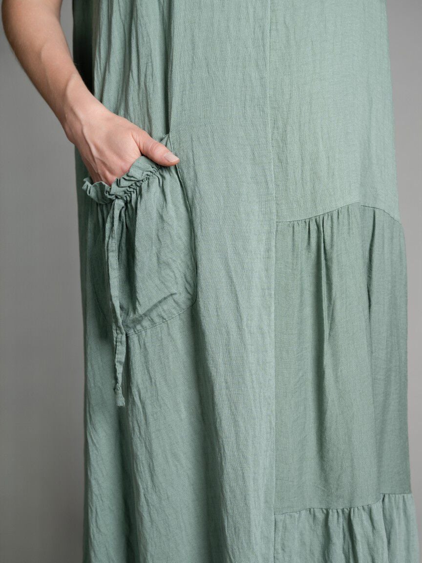 Sleeveless Midi Dress With Pocket