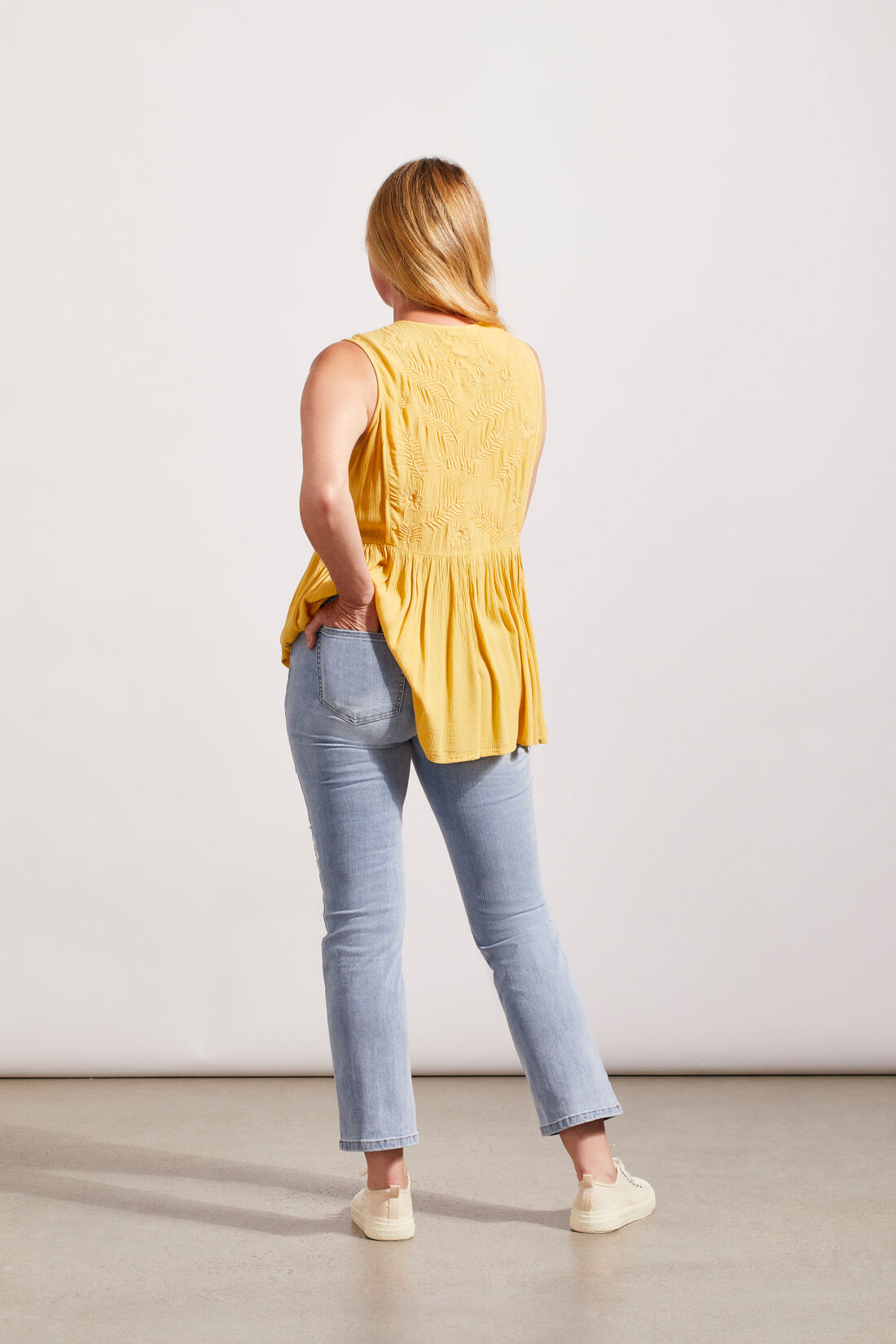 Embroidered Pull-On Ankle Jeans Image 2