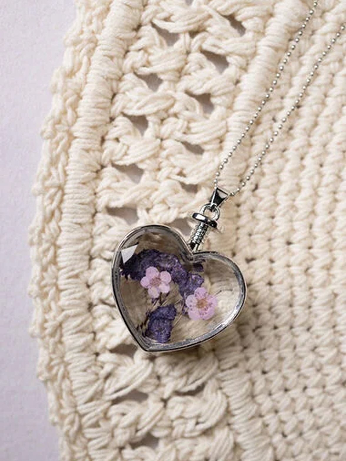 resin heart necklace