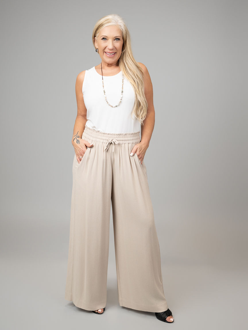 Pull-On Linen Pants | Papillon | Suzanne's