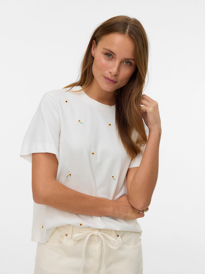 Short Sleeve Sunflower Shirt | Vero Moda | Suzanne's
